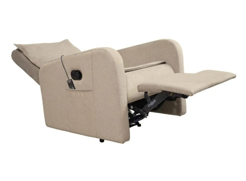 Кресло-реклайнер механический с массажем FUJIMO COMFORT CHAIR F3005 FMF Ваниль (Sakura 4)